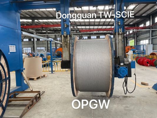 직접매설식（배관） 야외 광섬유 케이블에 관한 강탈된 HDPE 두배 덮개 GYTA53/GYTS53 단일모드